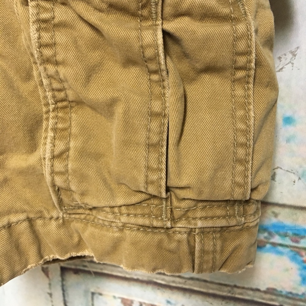 Vintage Hollister Khaki Cargo Shorts 28 - Picture 2 of 7